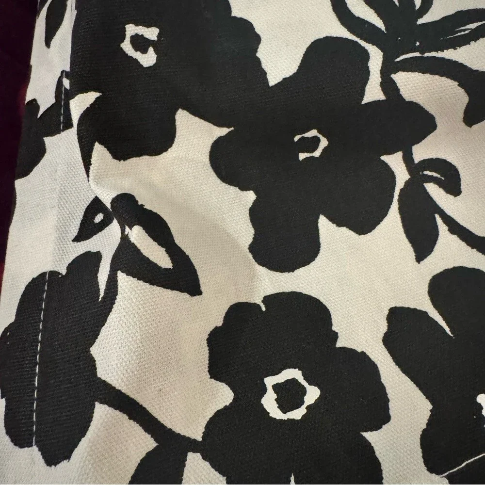 Kate Spade table cloth primrose drive color block Black and white Floral Fabric